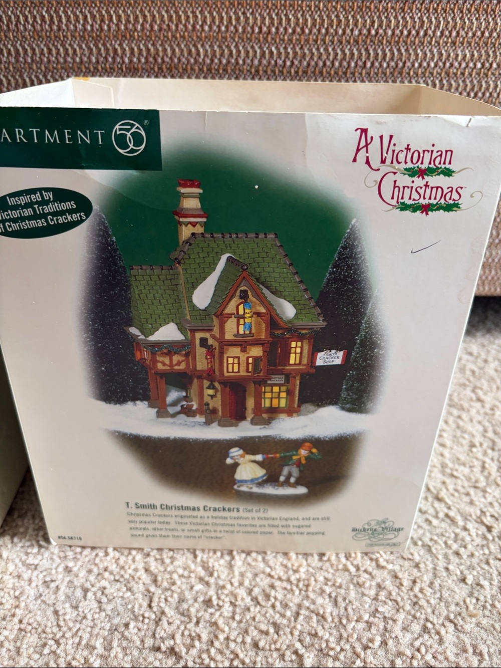 DEPT 56 T SMITH CHRISTMAS CRACKERS